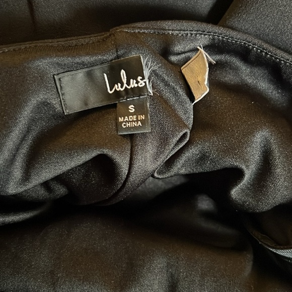 NWOT Striking Elegance Black Bow Backless Halter Maxi Dress - Picture 7 of 7